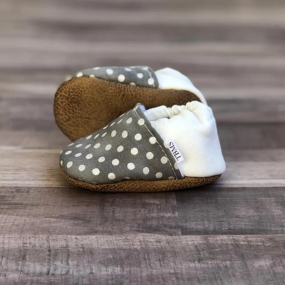 Baby Moccasins - Gray Polka Dots