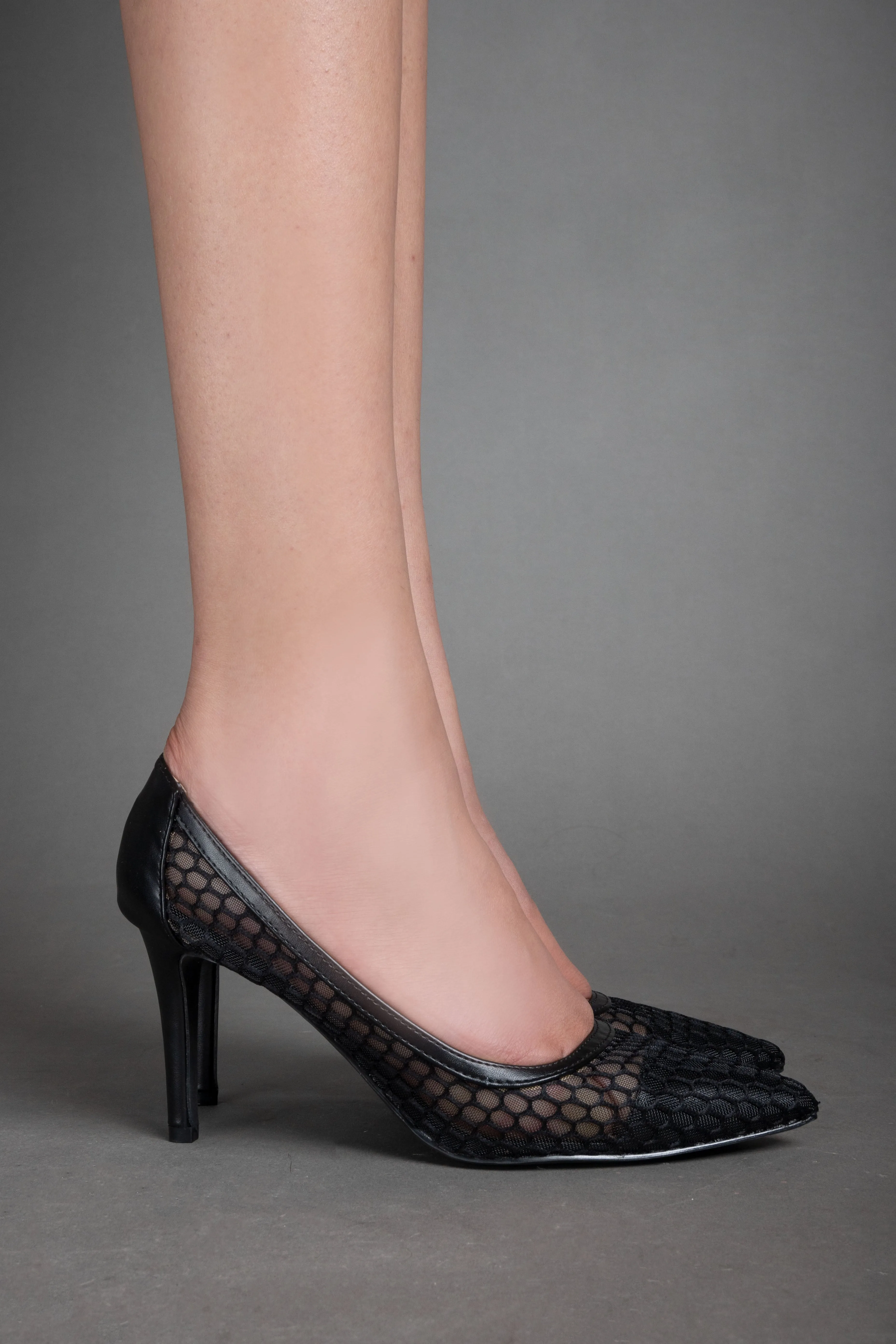 Elegant Class Heels - Black