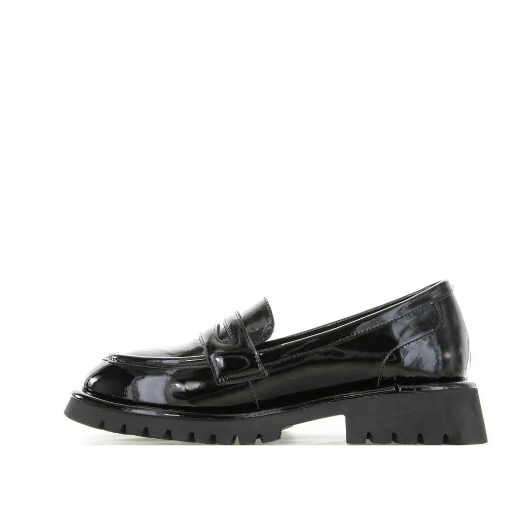 LE SANSA BOW BLACK PATENT